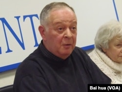 俄罗斯共产主义工人党主要成员菲尔别罗夫。(美国之音白桦拍摄)