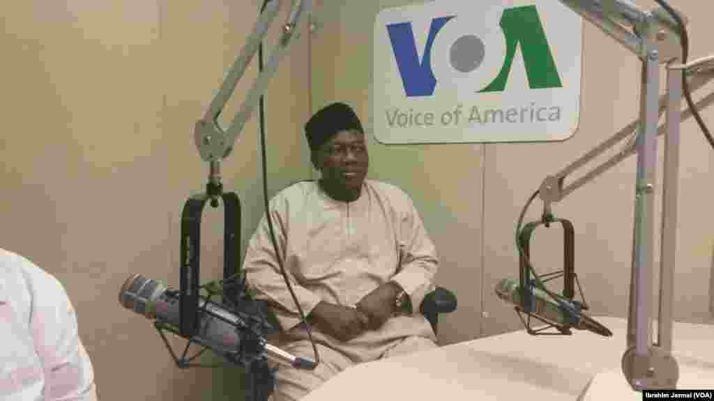 Babban Sufeton 'Yan Sandan Najeriya Idris Kpotun Ibrahim Ya Ziyarci Sashen Hausa Na Muryar Amurka