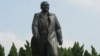 中国特区深圳的邓小平像（美国之音张楠拍摄）