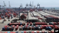 位於加州的貨櫃碼頭港口