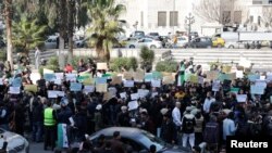 Акция протеста против убийств мирных граждан Сирии. Дамаск, 9 марта 2025 г. 