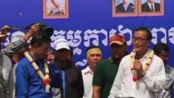 柬埔寨首相與反對派領袖舉行會談