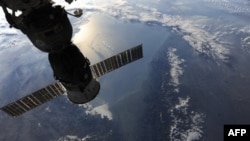 «Шпионский камень», или Откровения Великобритании