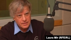 美國自由歐洲電台記者大衛薩特