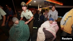 居民紛紛撤離至安全地方