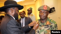 Shugaban Sudan ta Kudu Salva Kiir da sabon hafsan sojojin kasar