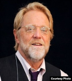 南加州大学传播学教授乔纳森·塔普林