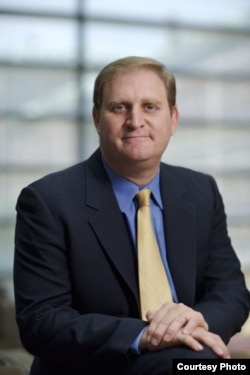 哥伦比亚大学法律教授纳特•佩尔西利