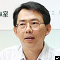 台湾知名的政治学者、中共政治体制研究专家寇建文教授