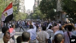 穆爾西支持者和反對者爆發暴力衝突