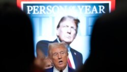 ລາຍການກະຈາຍສຽງຂອງວີໂອເອລາວ: ຜູ້ພິພາກສາປະຕິເສດຄຳຮ້ອງ ທ່ານ ດໍໂນລ ທຣໍາ ເພື່ອຢຸດຕິການຕັດສີນລົງໂທດຄະດີເງິນປິດປາກ ໃນຂະນະທີ່ຂໍອຸທອນ