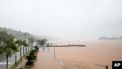 飓风“艾玛”接近多米尼加共和国萨马纳(2017年9月7日)