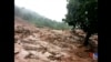 印度一百多人被泥石流所困