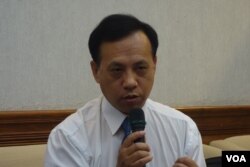 旅澳大利亚民运人士秦晋 (美国之音张佩芝拍摄)