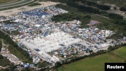 法國其中一個難民營加來的難民營已疏散了五千難民