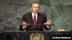 土耳其總統埃爾多安星期一在前往紐約出席聯合國大會。