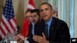 2015年12月1日美国总统奥巴马与土耳其总统埃尔多安在巴黎讨论应对伊斯兰国。 