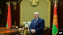 白俄羅斯總統盧卡申科在一次會議上。 (美聯社照片)