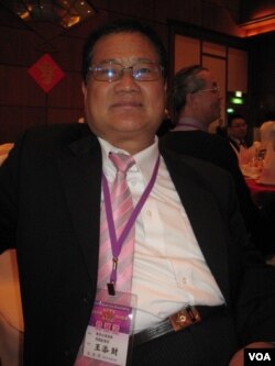 东莞台商协会常务副会长 王添财(美国之音申华拍摄)