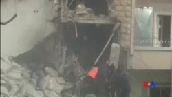 2015-12-21 美國之音視頻新聞: 疑似俄羅斯空襲在敘利亞至少36人喪生