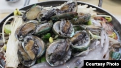 鮑魚在許多地方被視為珍饈