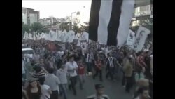 土耳其防暴警察严控塔克西姆广场