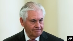 美国国务卿蒂勒森在莫斯科与俄罗斯领导人讨论叙利亚和有关美俄双关关系问题。