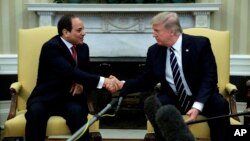 Pirezidaanti Masrii Al-Fattaa fi ka Amerikaa Tiraampi