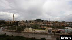 叙利亚边界城镇阿扎兹（2014年3月11日）