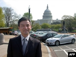 贺卫方过去在华盛顿留影