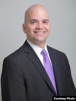 貝克豪斯律師事務所律師杰‧納納瓦蒂