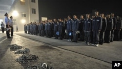 中国四川省一所监狱中的囚犯 (资料照片)