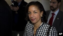 星期三緬因州共和黨參議員蘇珊柯林斯和賴斯在華盛頓舉行一個閉門會議後離開國會山