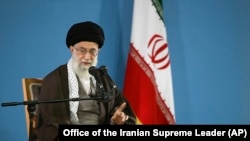 Высший руководитель Ирана Аятолла Хаменеи. Тегеран, Иран. 3 ноября 2015 г.