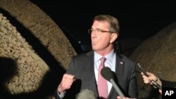 美国国防部长卡特（2015年12月17日）