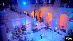 Ледовое шоу в фойе Библиотеки Конгресса