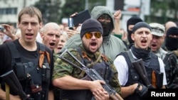 在东乌克兰城市顿涅茨克的亲俄分离分子
