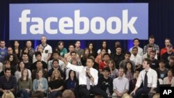 奧巴馬利用臉譜平台爭取年青人支持。