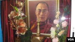 俄羅斯佛教徒供奉的達賴喇嘛像