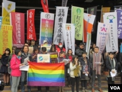 台湾80个公民团体召开联合记者会(美国之音张永泰拍摄)