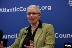 人权观察 中国项目 主任 苏菲理查森 ( 美国之音钟辰芳)