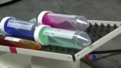 首批埃博拉疫苗运往非洲，阻止疫情蔓延