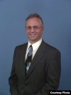 世界政策研究所高级研究员詹姆斯•诺特博士（诺特本人提供）