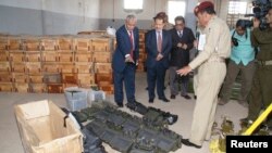 也門在船上搜出的武器