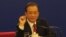 中国总理温家宝回答记者提问（资料照片）(美国之音张楠拍摄)