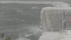 美国东岸四千万居民面临“炸弹气旋”