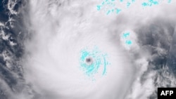 «Милтон» над Мексиканским заливом (вид из космоса) 