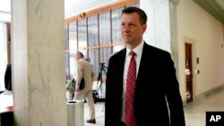 彼得·斯特抵达国会接受质询。（2018年7月12日）