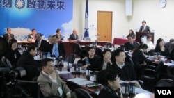 国民党星期三举行中常会(美国之音 张佩芝拍摄)