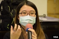 香港大學學生會前會長梁麗幗表示，最近入稟高等法院申請司法覆核，主要是挑戰港府進行第二輪政改諮詢的法律基礎。（美國之音湯惠芸攝）